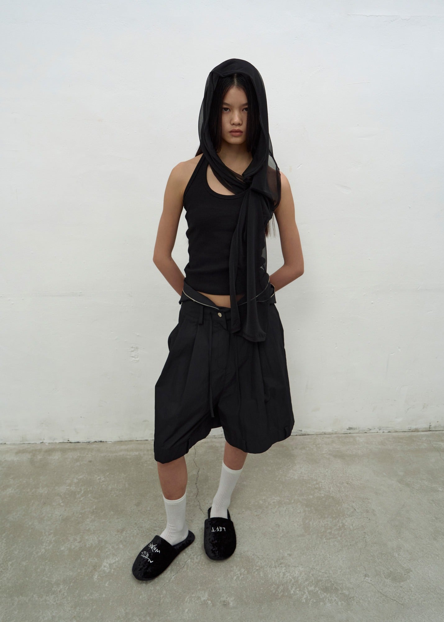 DRAWSTRING POCKET SHORTS (BLACK)